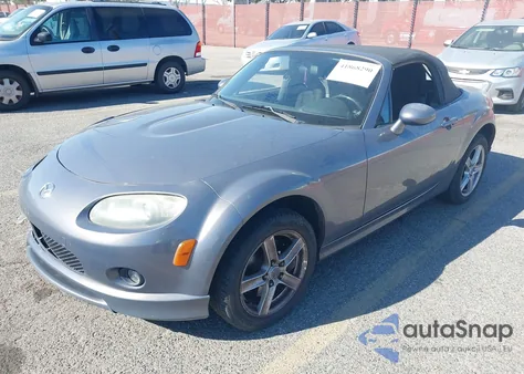 2006 Mazda Mx-5 Touring z USA, uszkodzony, nr VIN JM1NC25F960112536